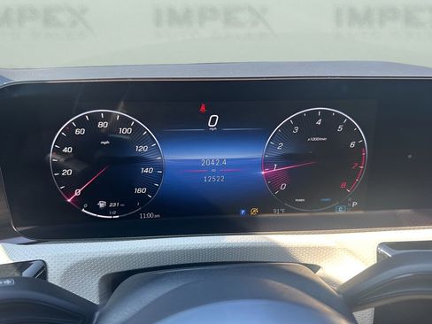 Used 2025 Mercedes-Benz CLA 250 4MATIC image 23