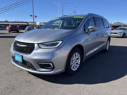 Used 2021 Chrysler Pacifica Touring-L