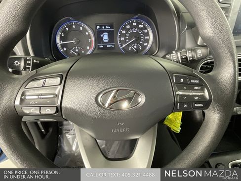Used 2021 Hyundai Kona SE image 46