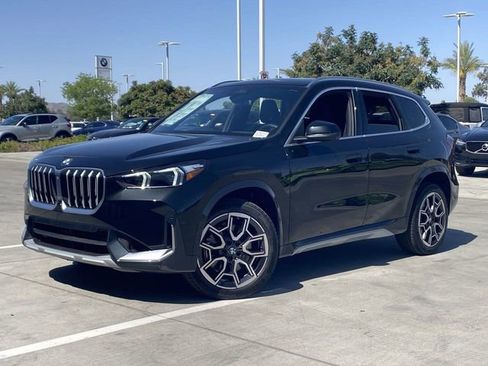 Used 2025 BMW X1 xDrive28i w/ Technology Package image 2
