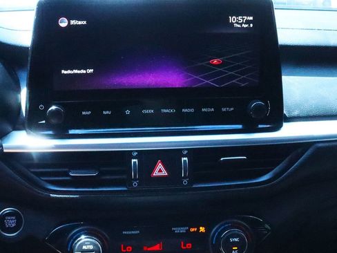 Used 2022 Kia Forte GT-Line image 42