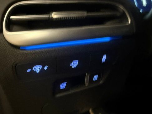 Used 2024 Hyundai Palisade Calligraphy image 39