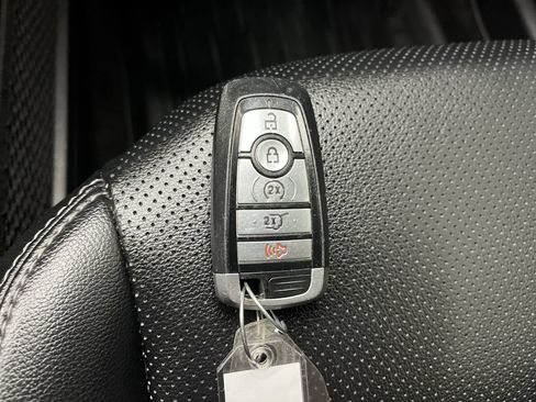Used 2022 Ford Escape SEL AWD/4WD image 26