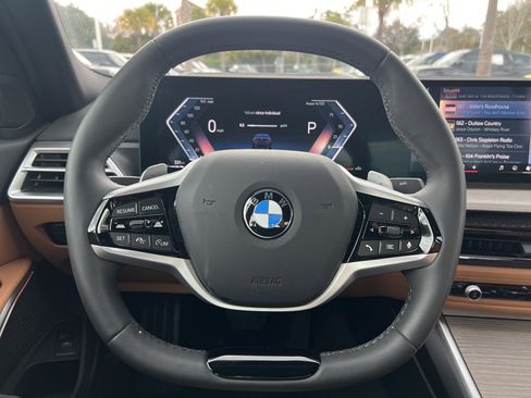 Certified 2025 BMW 330i Sedan image 18