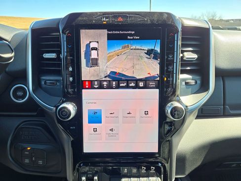 New 2026 RAM 2500 Big Horn AWD/4WD image 22