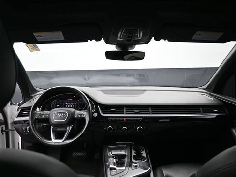 Used 2018 Audi Q7 3.0T Premium Plus AWD/4WD image 28