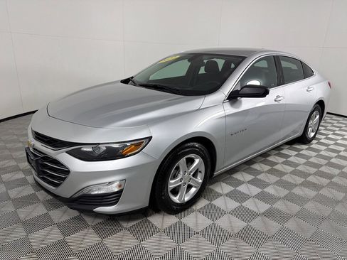 Used 2022 Chevrolet Malibu LS FWD image 9
