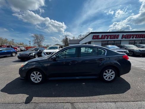 Used 2011 Subaru Legacy 2.5i Premium w/ All-Weather Pkg AWD/4WD image 8