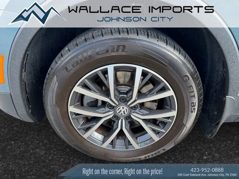 Used 2020 Volkswagen Tiguan SE w/ Panoramic Sunroof Package AWD/4WD image 9