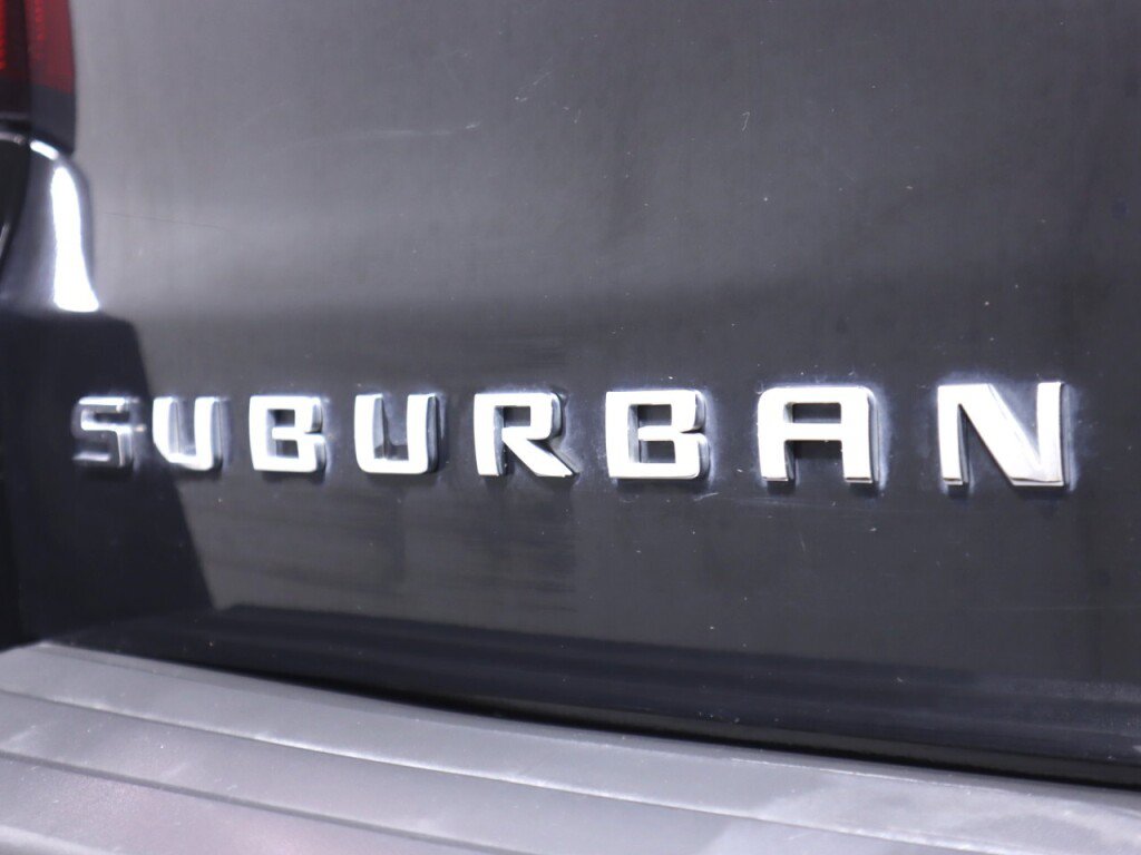 Used 2019 Chevrolet Suburban LS AWD/4WD image 34