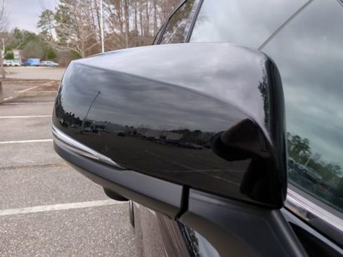 New 2026 Toyota Highlander Platinum image 12