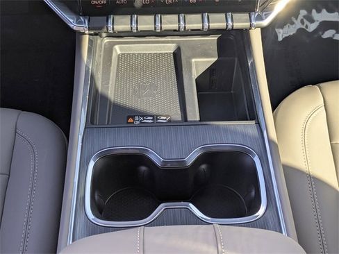 New 2026 GMC Acadia Elevation w/ Elevation Premium Package image 20