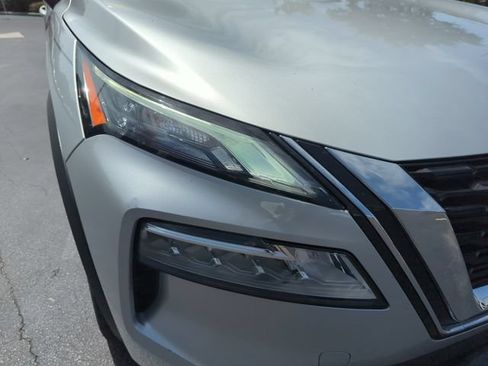 Certified 2023 Nissan Rogue SV w/ SV Premium B Package AWD/4WD image 17