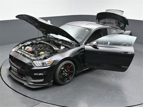 Used 2017 Ford Mustang Shelby GT350R w/ GT350R Equipment Group 920A image 53