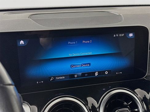 Used 2020 Mercedes-Benz GLB 250 4MATIC image 21