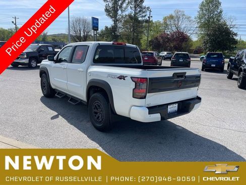 Used 2025 Nissan Frontier PRO-4X AWD/4WD image 45