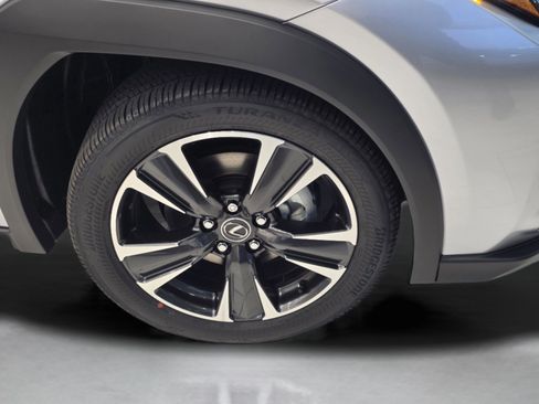 New 2026 Lexus UX 300h FWD image 31