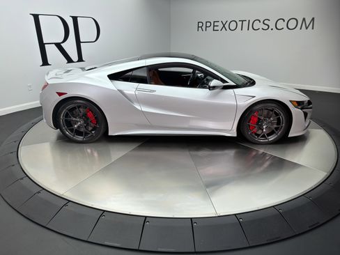 Used 2021 Acura NSX AWD/4WD image 9