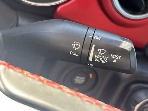 Used 2020 Jeep Gladiator Rubicon w/ Cold Weather Group image 19