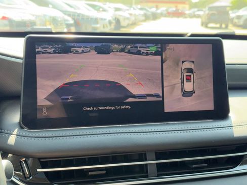 Used 2024 INFINITI QX60 Luxe w/ Vision Package FWD image 18