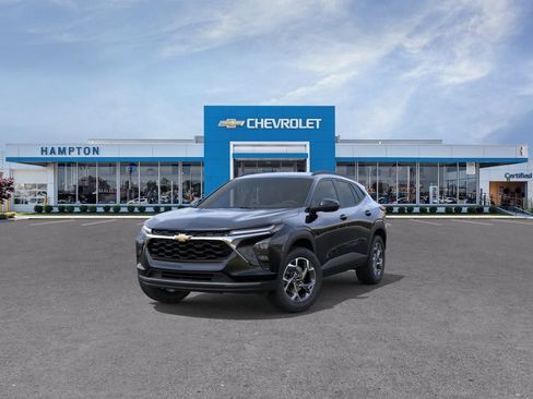 New 2026 Chevrolet Trax LT w/ LT Convenience Package FWD image 8