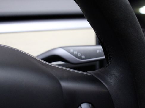 Used 2022 Tesla Model 3 Long Range image 19