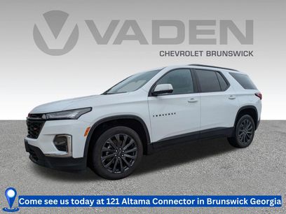 Used 2023 Chevrolet Traverse RS