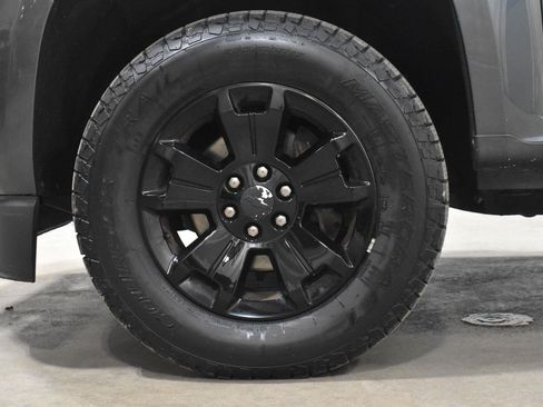 Used 2016 Chevrolet Colorado LT w/ LT Convenience Package RWD image 26