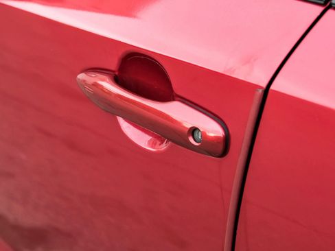 Used 2020 Toyota Corolla XLE image 46