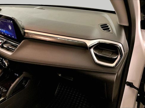 Used 2024 Chevrolet TrailBlazer LT w/ Convenience Package image 15