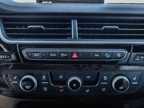 Used 2017 Audi Q7 3.0T Premium Plus image 40