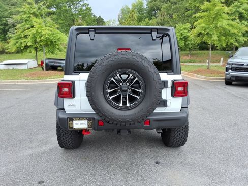 Used 2024 Jeep Wrangler Unlimited Rubicon w/ XTREMEE 35" Tire Package AWD/4WD image 6