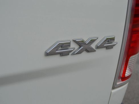 Used 2018 RAM 1500 Laramie w/ Convenience Group image 7