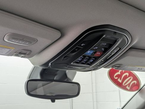 Used 2023 Jeep Grand Cherokee 4WD 4xe image 38