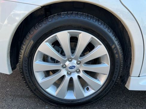 Used 2012 Subaru Legacy 3.6R Limited image 11