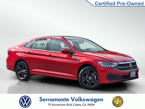 Used 2022 Volkswagen Jetta SE w/ Panoramic Sunroof Package image 1