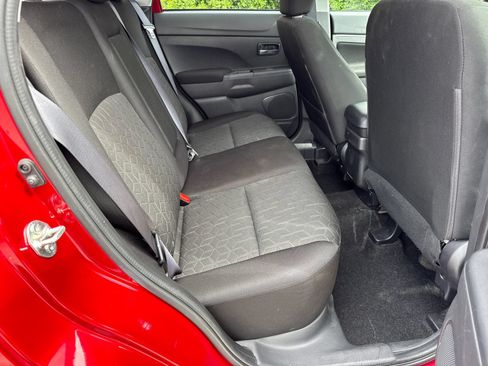 Used 2024 Mitsubishi Outlander Sport ES AWD/4WD image 15