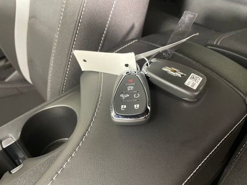 New 2024 Chevrolet Camaro LT image 31