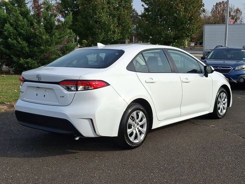 Certified 2025 Toyota Corolla LE image 6