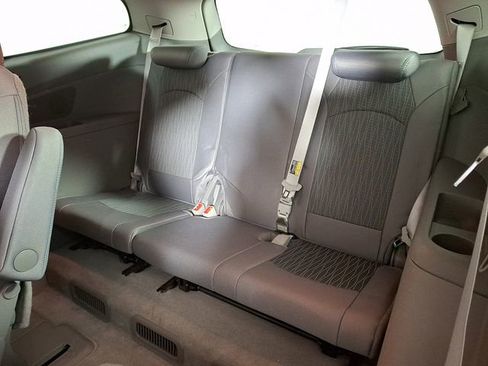 Used 2014 Chevrolet Traverse LT w/ All-Star Edition image 13