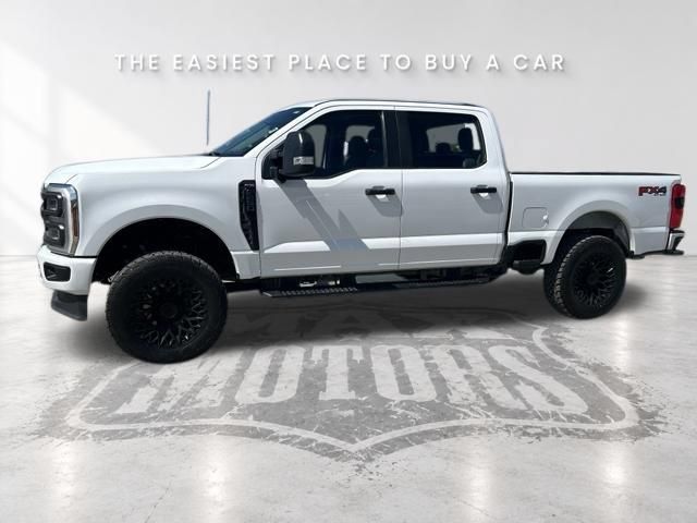 Used 2024 Ford F250 XL w/ STX Appearance Package AWD/4WD image 3