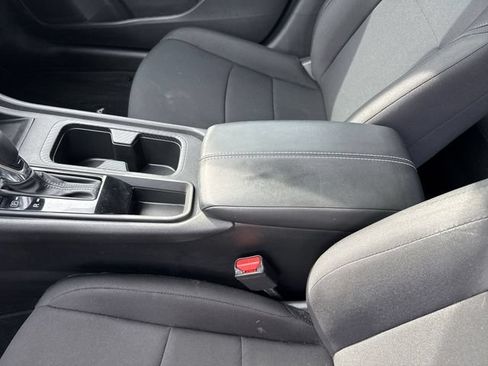 Used 2024 Nissan Sentra S FWD image 21