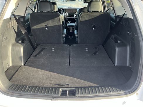 Used 2022 Kia Sorento SX FWD image 12