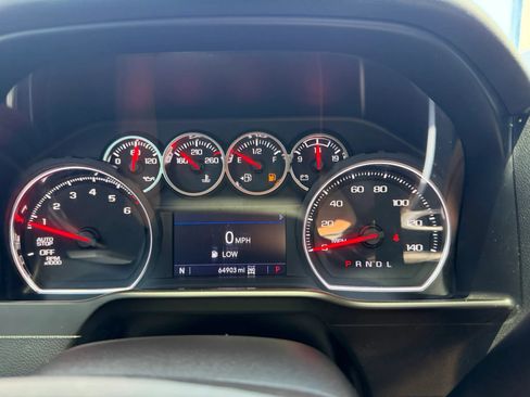 Used 2020 Chevrolet Silverado 1500 RST AWD/4WD image 10