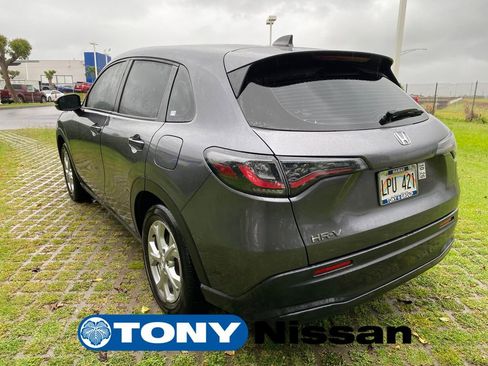 Used 2025 Honda HR-V LX image 5