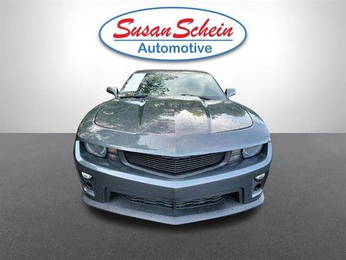 Used 2010 Chevrolet Camaro SS w/ RS Package RWD image 20
