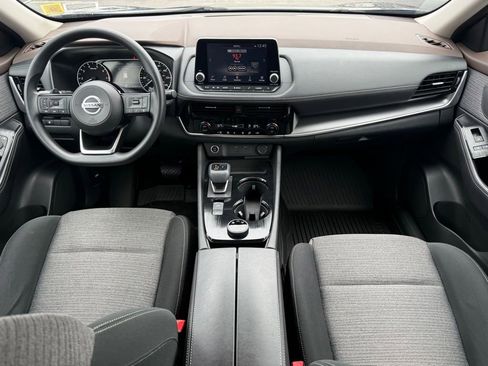 Used 2021 Nissan Rogue SV AWD/4WD image 15