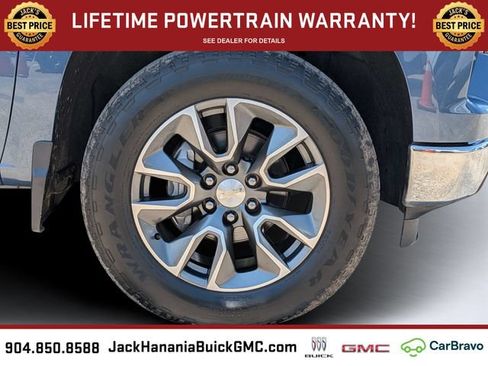 Used 2024 Chevrolet Silverado 1500 LT AWD/4WD image 11