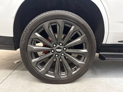 Certified 2026 Cadillac Escalade V AWD/4WD image 35