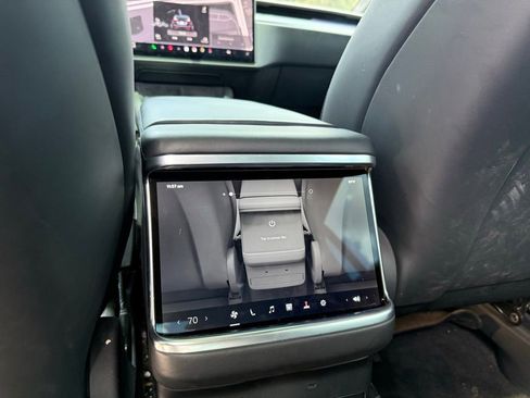 Used 2023 Tesla Model X Plaid AWD/4WD image 18